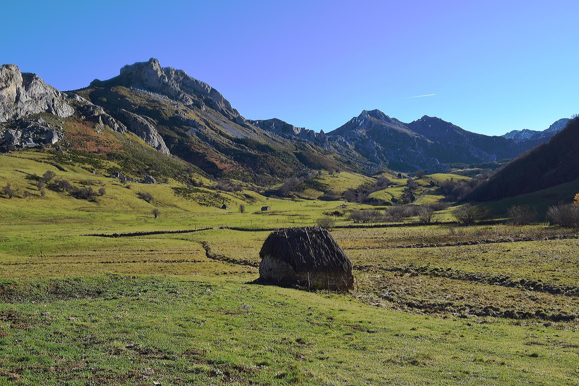 Valle del lago Somiedo Asturias