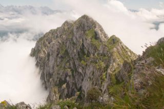 Vistas desde cumbre del Tiatordos parque natural Ponga en Asturias