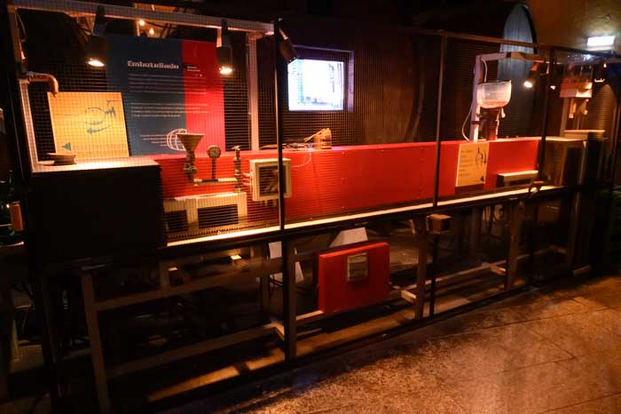 Maquinaria para elaborar sidra en el museo de la sidra en Nava
