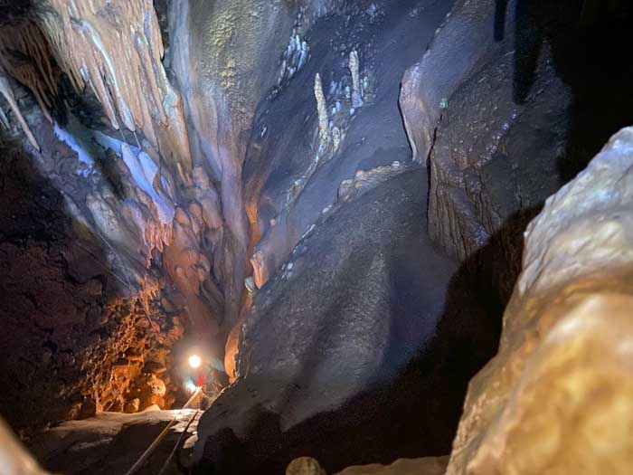 Visitar una cueva en Burgos
