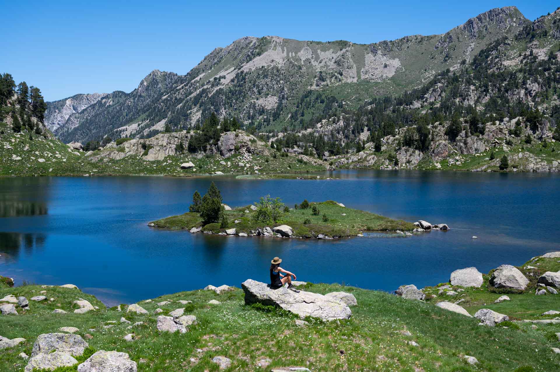 Paisaje en la ruta de los 7 lagos de Colomers en el Val d'Aran