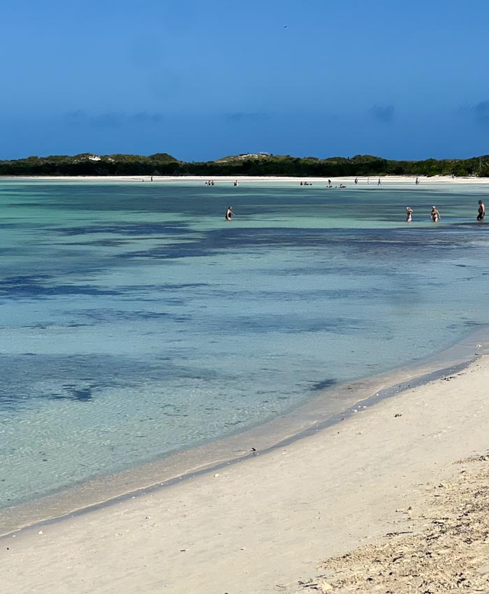 Colores de Playa Flamencos en Cayo Coco, Cuba