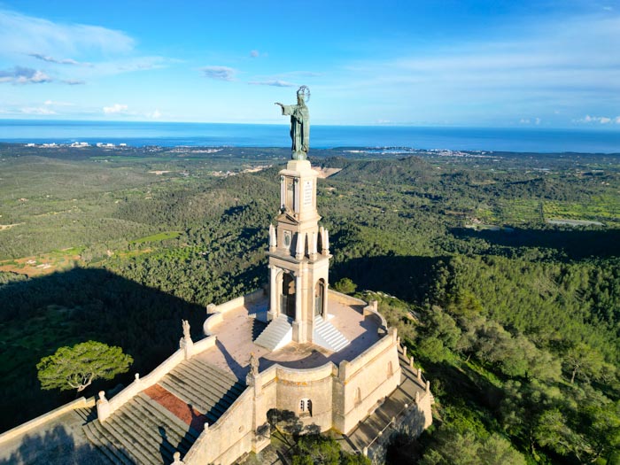 Cristo Rey en Santuari de Sant Salvador